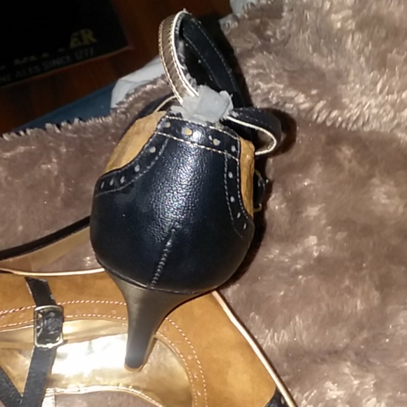 MaryJane style high heel shoes - Picture 4 of 4